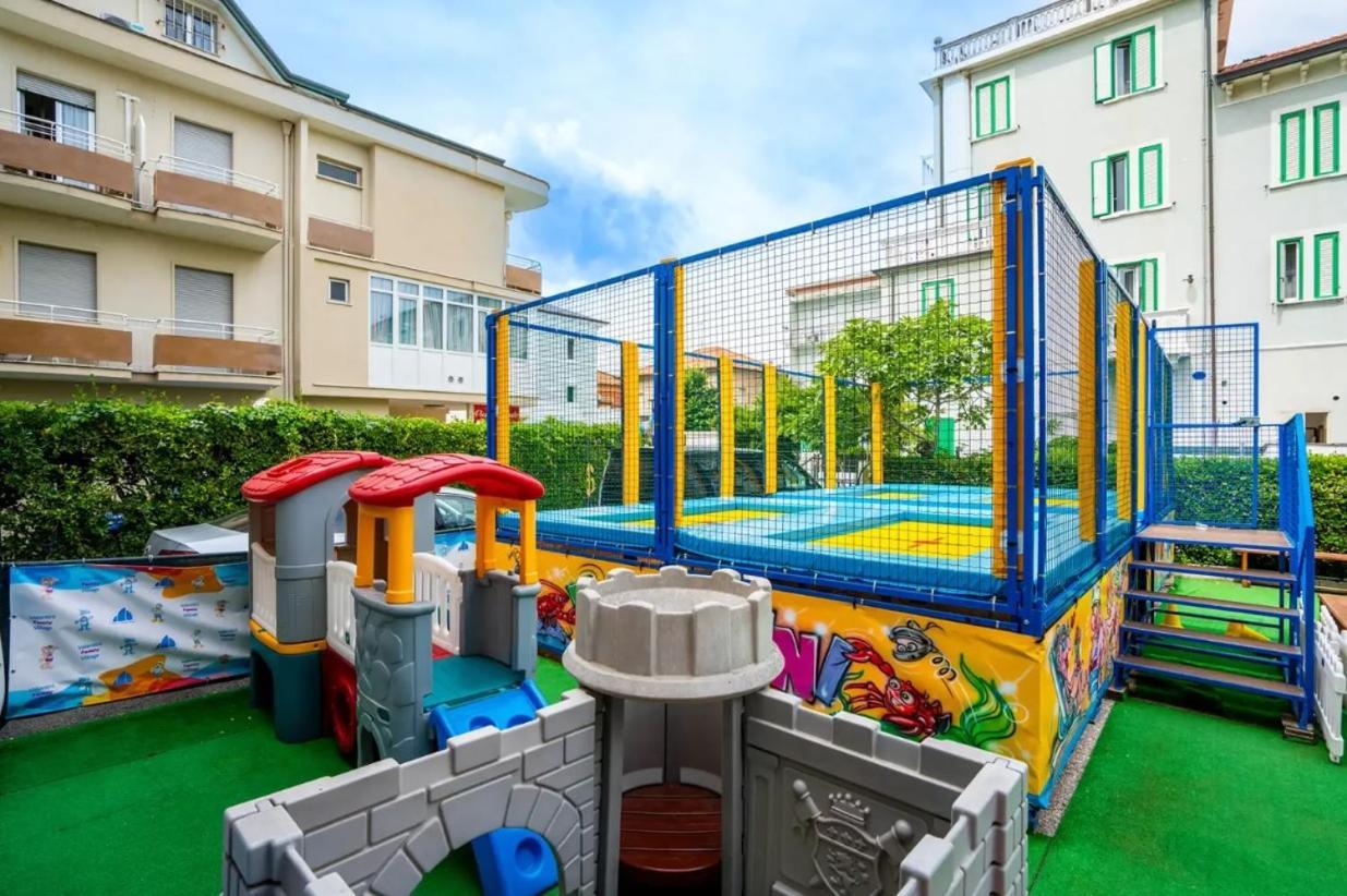בלריה-איגאה מרינה Hotel Gambrinus - Valentini Family Village מראה חיצוני תמונה