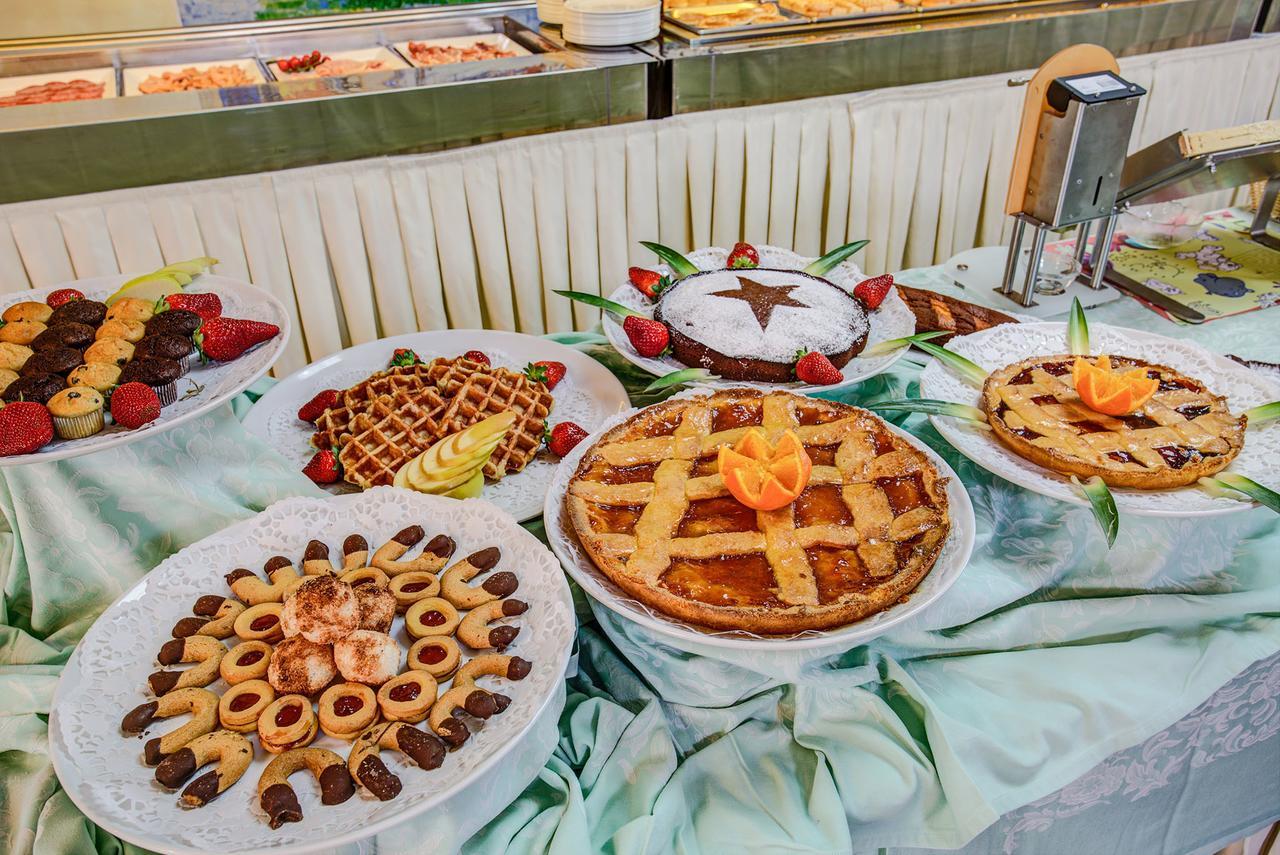 בלריה-איגאה מרינה Hotel Gambrinus - Valentini Family Village מראה חיצוני תמונה